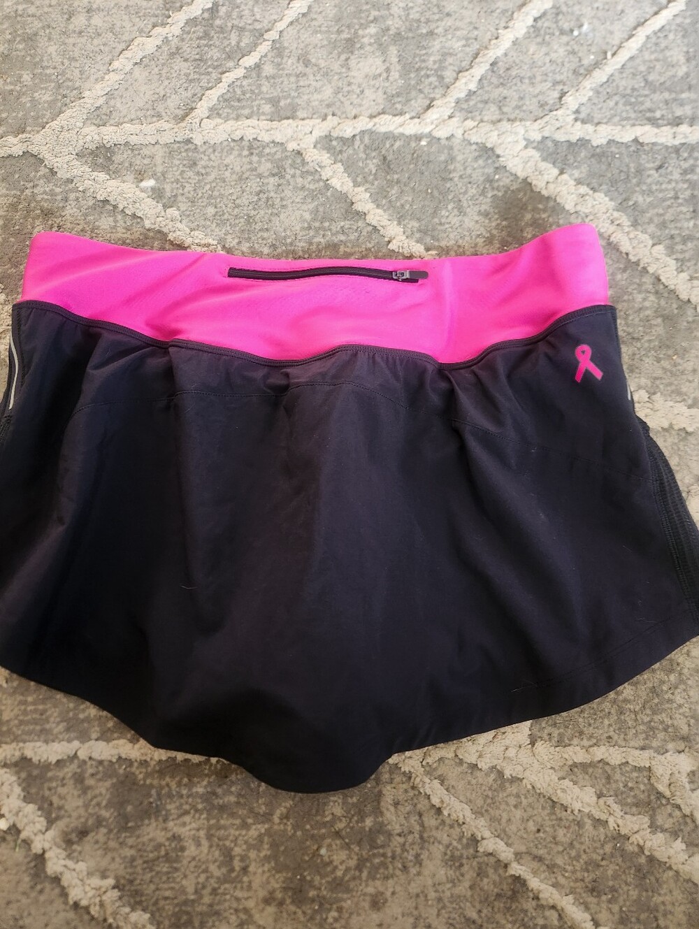 Under Armour Black Skort with Bright Pink Waistband - Picture 5 of 9